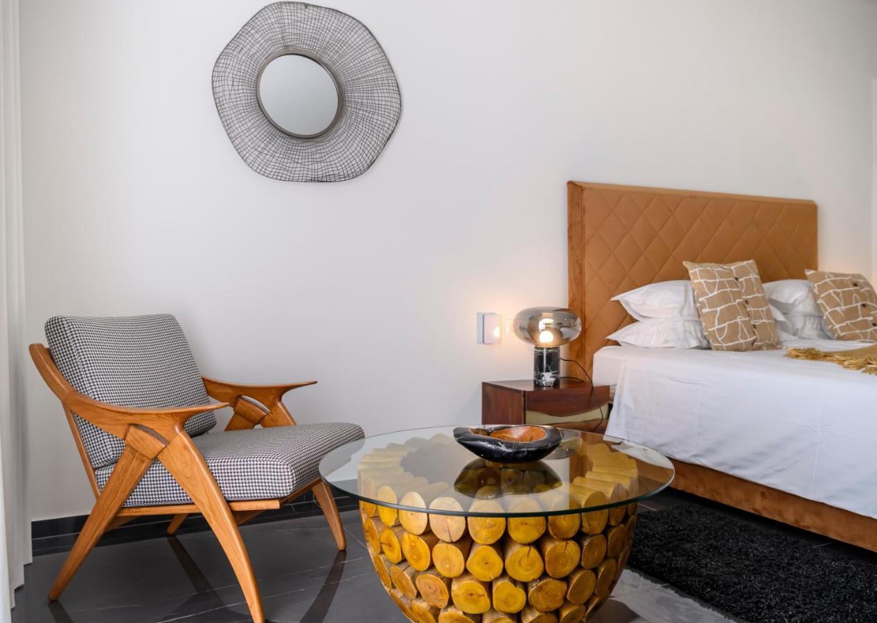 Gallery Luxury Suites & Rooms-Only Adults Split Exterior foto